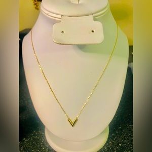 18k Real Gold- Necklace V Initial